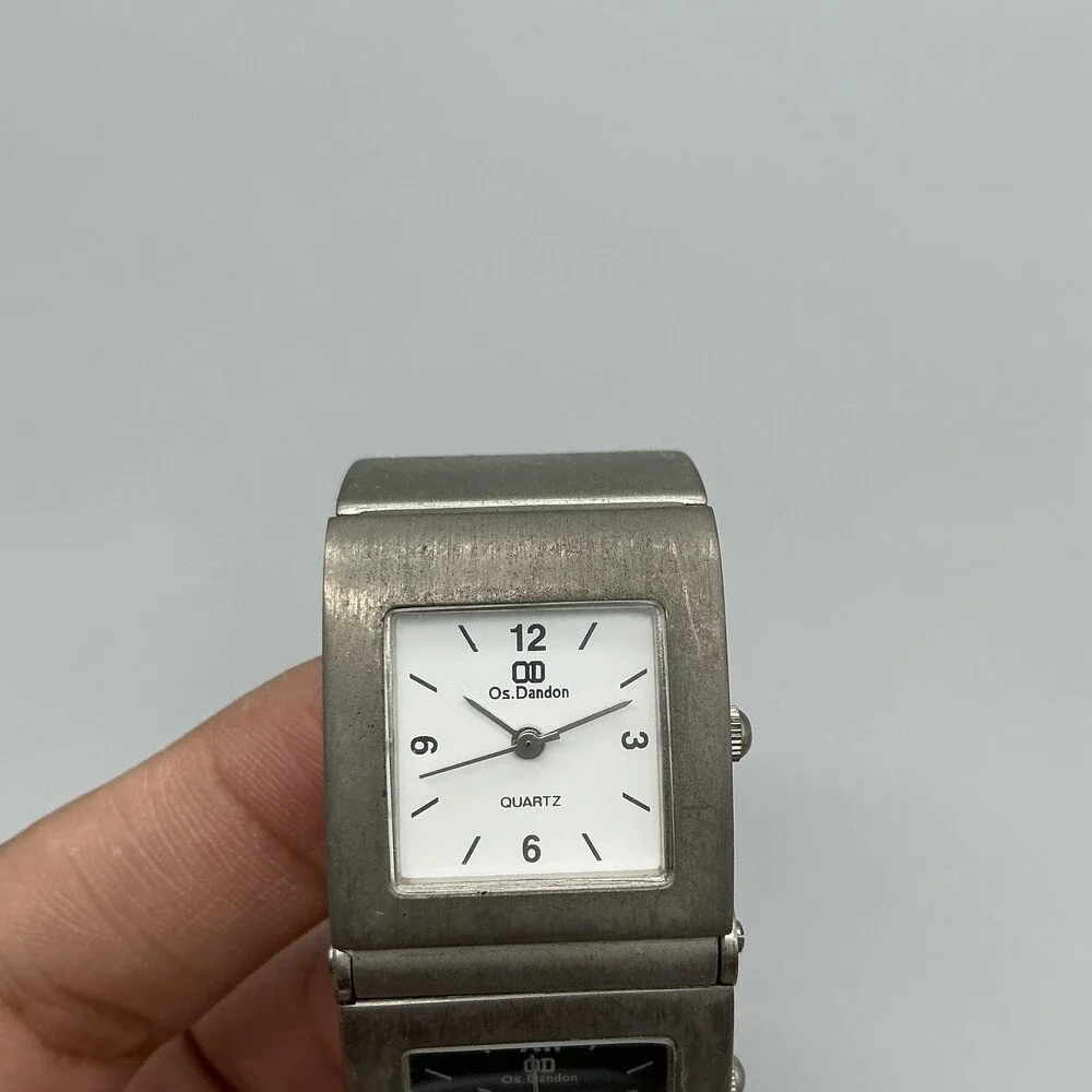 Os.Dandon Womens Watch 25mm Dual Time White Black Bracelet New Battery 7.75